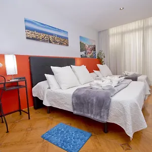 Centre 2* Barcelona